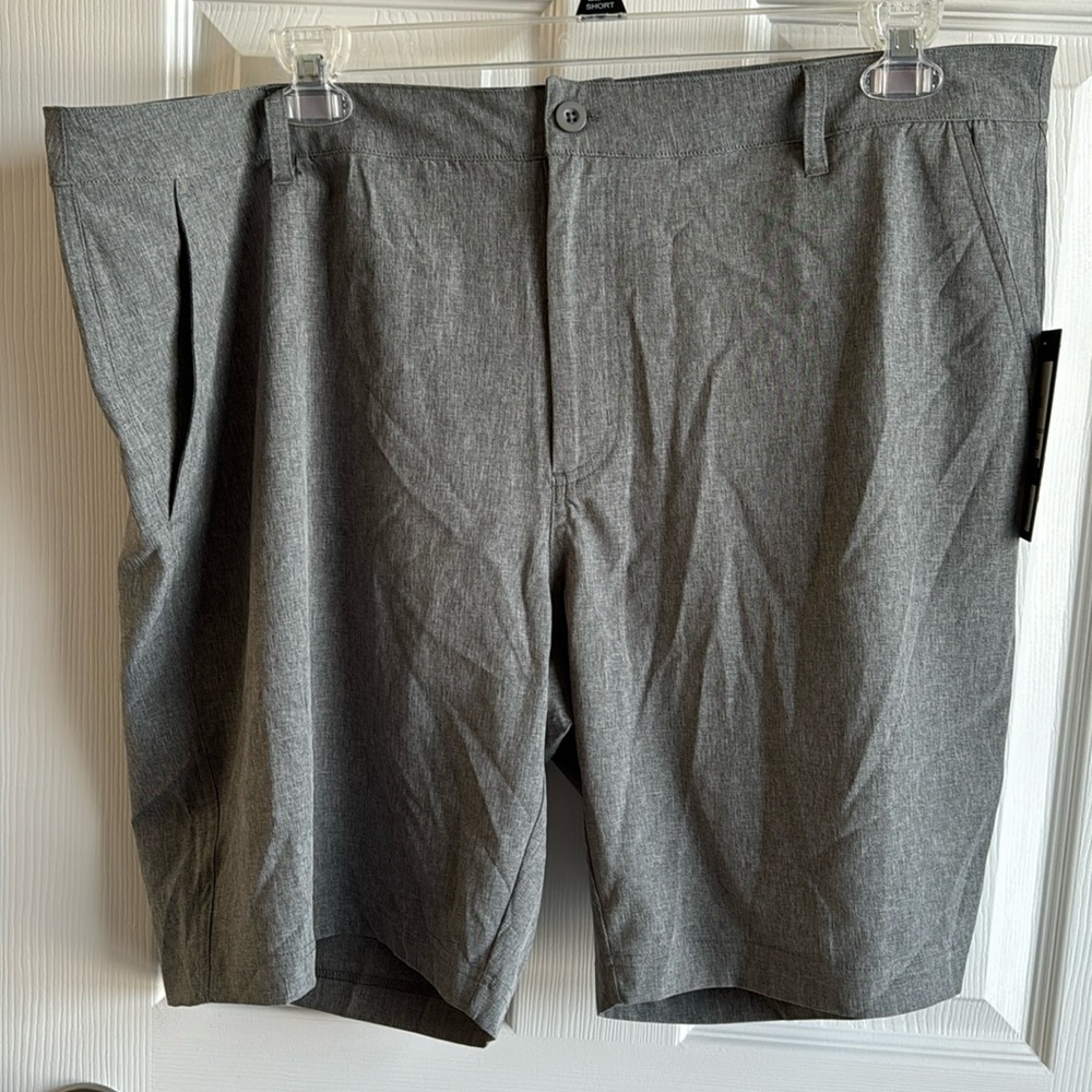 Caddy Cart Men’s Gray Shorts